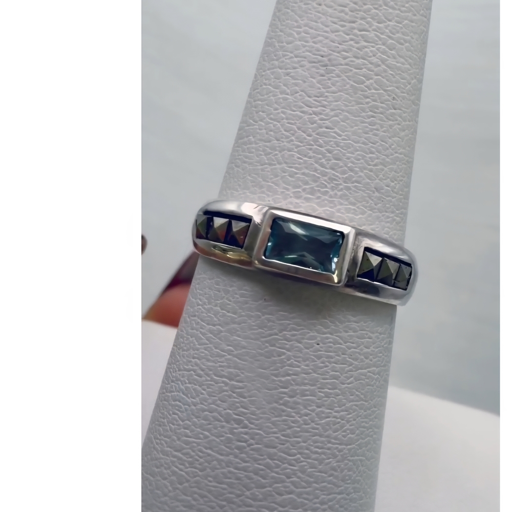 💙 S925 Swiss Blue Topaz & Marcasite Ring – Size 7 – NEW 💙 - Picture 3 of 4